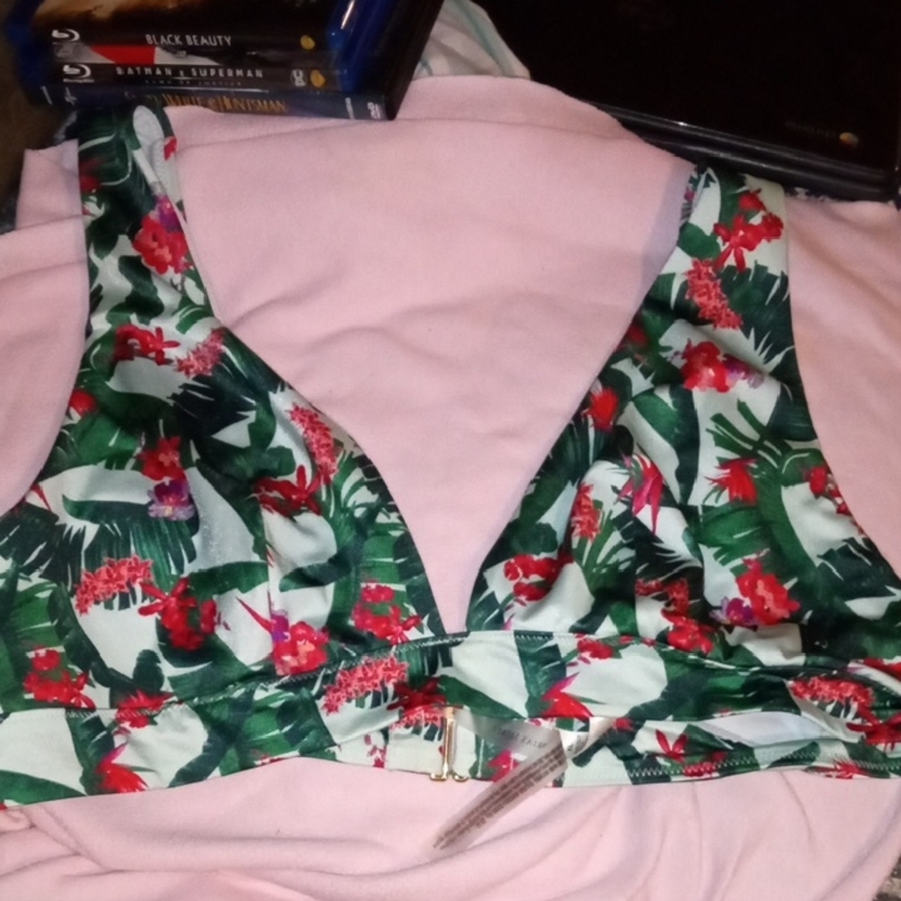 Victoria's Secret Green and Red Floral Bikini Top